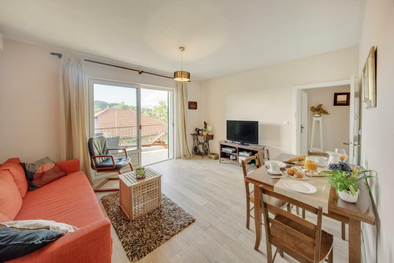 Figa Apartman Benko Milatic Єлса Екстер'єр фото